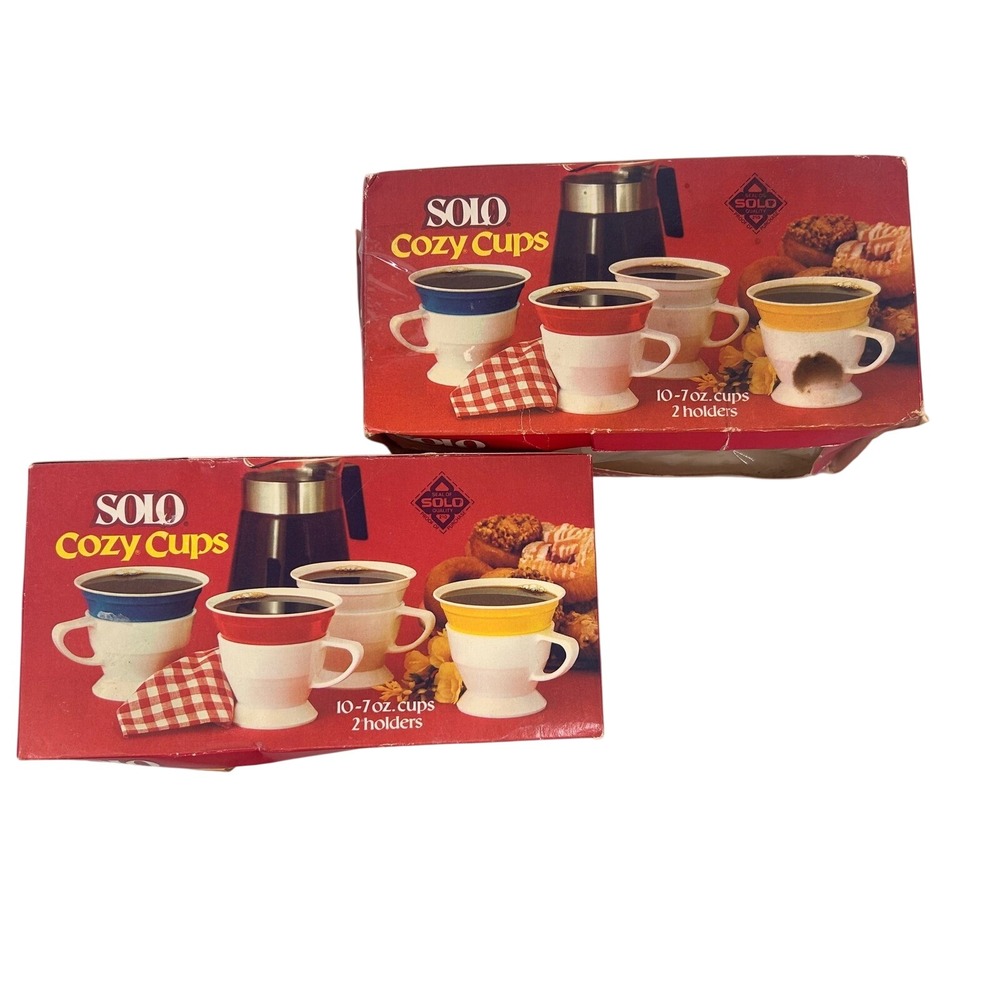 Vintage SOLO Cozy Cups (2) Starter‎ Packs 10-oz Plastic Cups with Holders